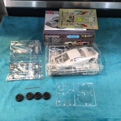 AMT / ERTL 8187. 1/25 Scale Kellogg’s Monte Carlo – Factory Sealed Contents
