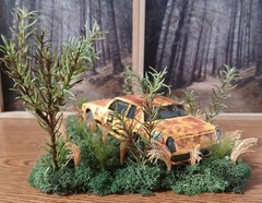 1980’S MONTE CARLO OLD RUSTY RETIRED STOCK CAR SITTIN IN FIELD DIORAMA SCENE !!