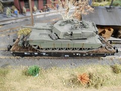 HO Artitec Minitank US Army M2 M1A1 Abrams #A2083 Train Load Railway Car