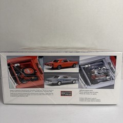 Revell ’69 Dodge Super Bee 2’n1 Muscle Car 1:24 Plastic Model Kit 85-2363