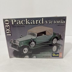 Revell H1266 1/48 Scale 1930 Packard Victoria Convertible Plastic Model Kit