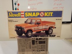 * Vintage* 1:25 Revell Super Snap Ford 6-Wheeler Pickup (Empty) Model Box Top