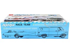 SKILL 2 MODEL KIT CHEVROLET VAN W/BOAT & TRAILER “AQUA ROD” 1/25 BY AMT AMT1338