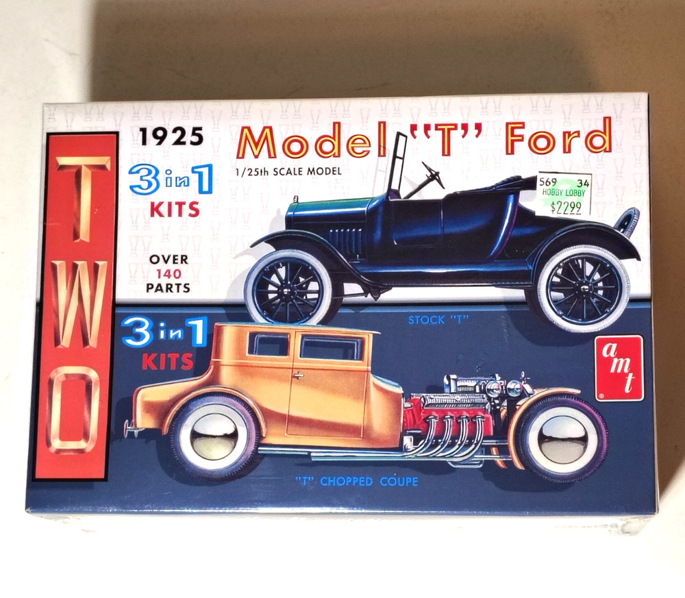 AMT 1925 FORD Model T 3 in 1 Stock or Chopped Model Kit 1/25 AMT626 2010 SEALED