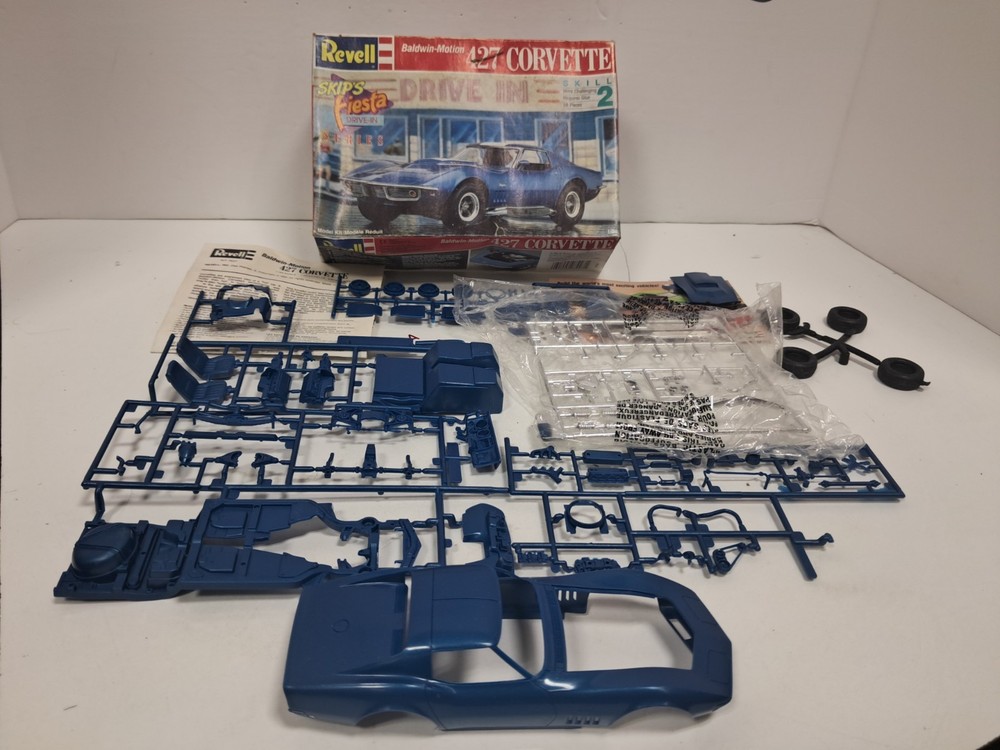 Revell 1/25 – BALDWIN MOTION 427 CORVETTE – Model Kit – 7427 – New In Box – 1991