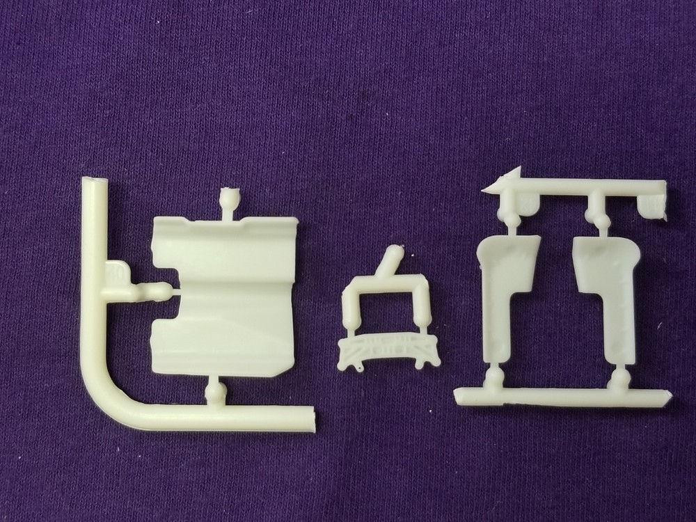 2021 Dodge Charger TRANSMISSION CROSSMEMBER & SHIELDS from 1:25 AMT Model Kit