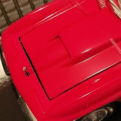 MotorMax 1:24 Scale Diecast 1967 Corvette, New In Sealed Package, Brilliant Red