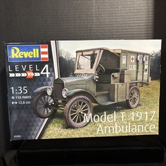 REVELL 03285 MODEL T 1917 AMBULANCE MODEL KIT-NIB-1:35 SCALE
