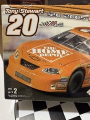 TONY STEWART #20 HOME DEPOT ERTL 1/25 MODEL KIT SKILL LEVEL 2 New SEALED Box