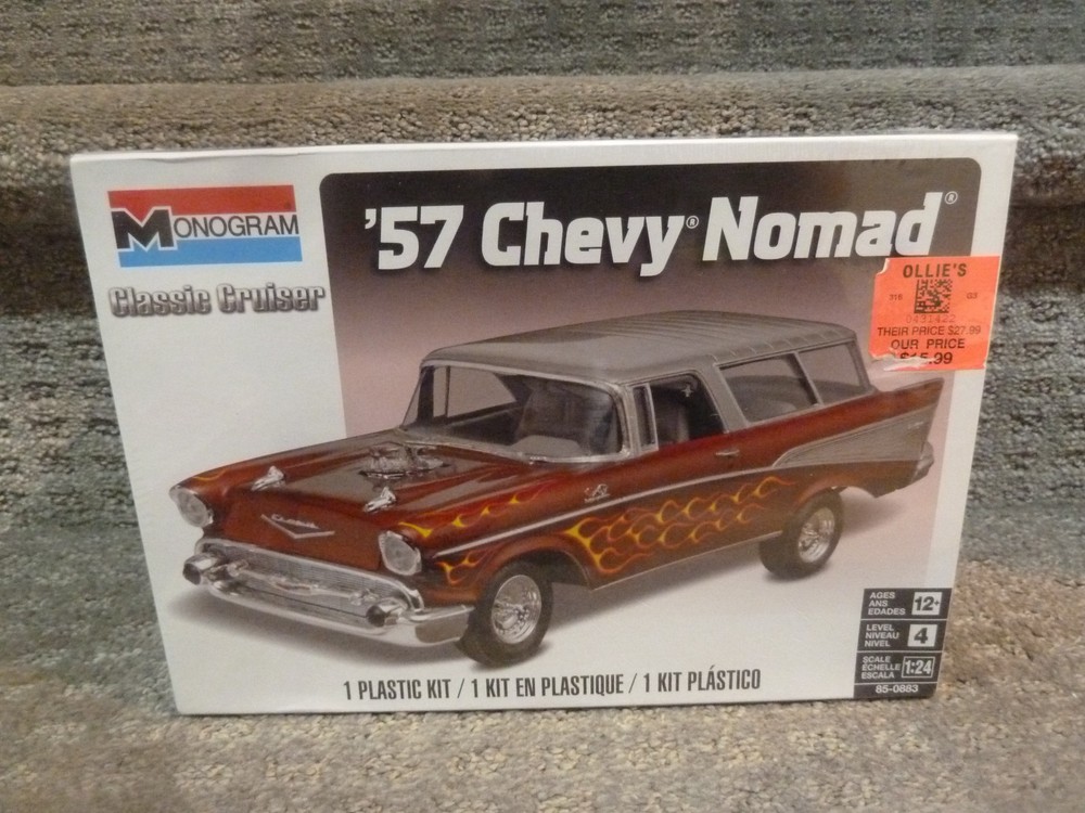 Monogram ’57 Chevy Nomad “Classic Cruiser” Model Kit 1:24Level 4 NEW SEALED