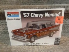 Monogram ’57 Chevy Nomad “Classic Cruiser” Model Kit 1:24Level 4 NEW SEALED