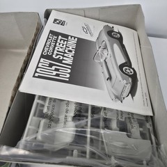 AMT 1957 ’57 Corvette Street Machine 1:25 Model Sealed 8213