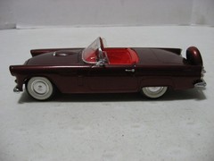 Monogram Burgundy 1956 Ford Thunderbird T-Bird 1/24 Scale Built Model Kit #2289
