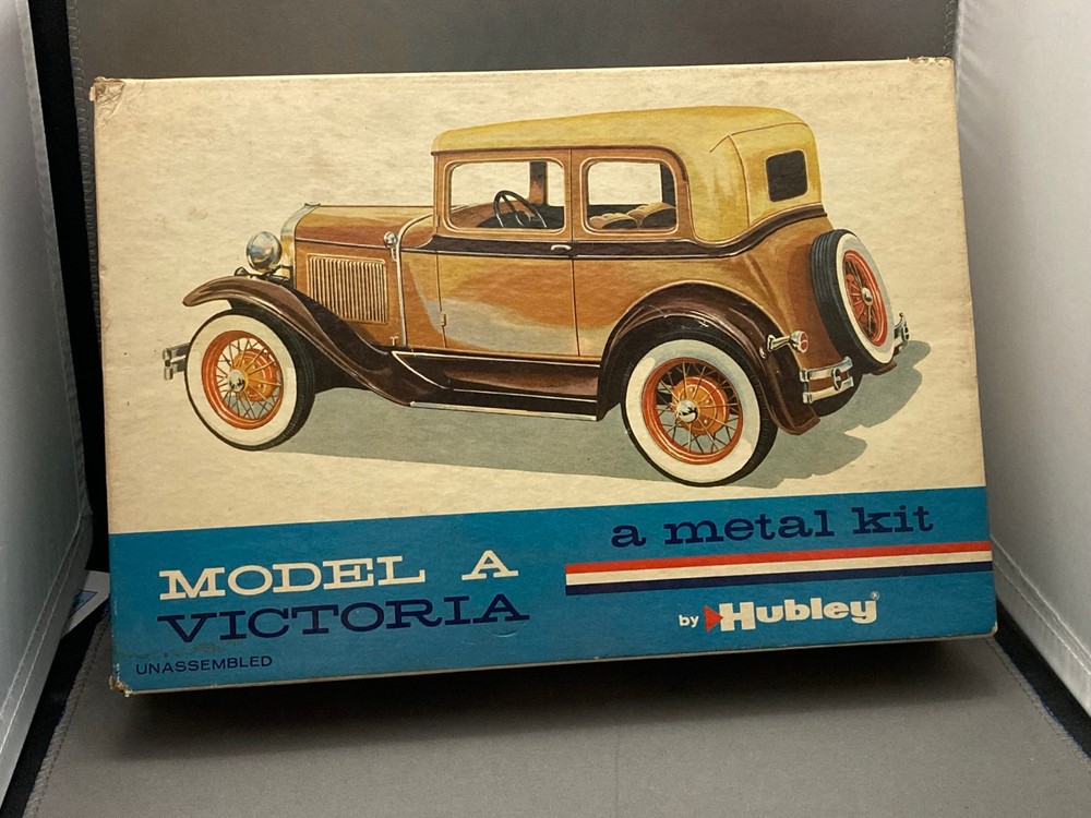 1/20 ? Model A Victoria by Hubley