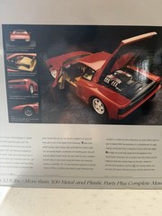 VINTAGE NEW OLD STOCK FERRARI TESTAROSSA MODEL KIT 1/8 SCALE TESTORS WITH BOX