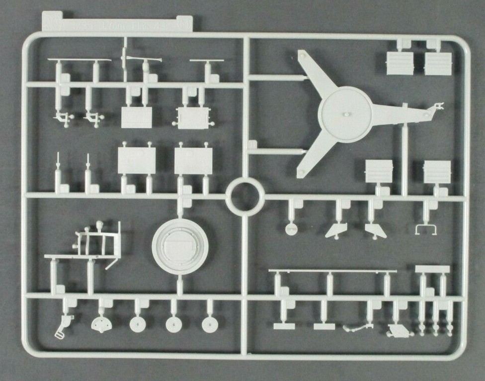 Dragon 1/35th Scale 3.7cm Flak 43 Sd Kfz 7/2 Parts Tree M from Kit No. 6553