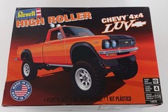 Revell High Roller Chevy 4×4 Luv Pickup 1:24 Scale Plastic Model Kit Open Box