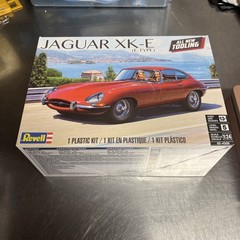 Revell 1/24 Scale Jaguar XK-E (E-Type) Plastic Model Kit 85-4509