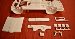 AMT 1969 Ford Galaxie 500 Body and Chassis Parts 1/25