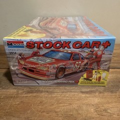 Monogram Original Heinz Pontiac Grand Prix Stock Car 1/24 #2914 – Sealed In Box