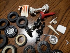 VINTAGE 1960’S ERA LOT OF 24 TIRES JUNKYARD MODEL CAR TIRES VARIOUS SIZES TYPES