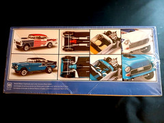 Model Kit 1955 Chevrolet Bel Air Monogram 1:24 2n1 Kit Skill Level 4
