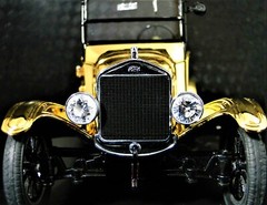 Ford Model T Antique Vintage Classic Car 1 Custom Built 24K GOLD Metal Body Race