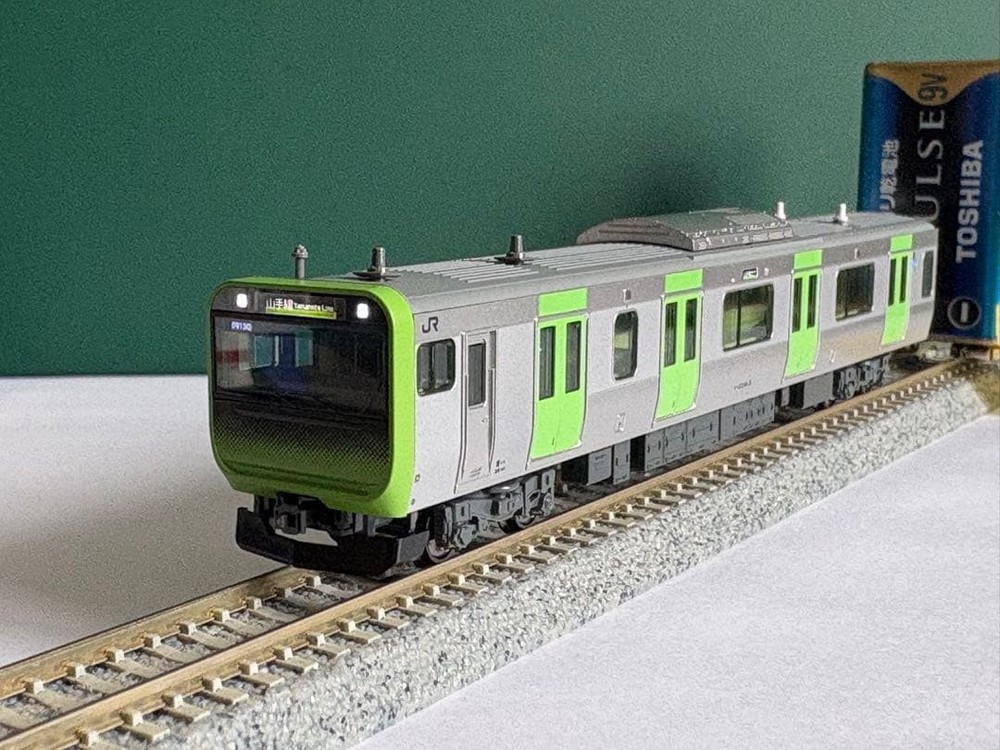 KATO 10-1468S E235 Series 0 Series Yamanote Line Leading Car Kuha E