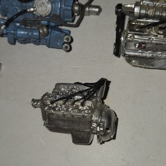 1960s 1/25 Model Car Engines Lot of 5 – Vintage Model Kit Parts – Lot F