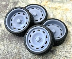 1/24 Scale: 24-Inch “US Mags Scottsdale” Wheels And Tires; Resin;1/25