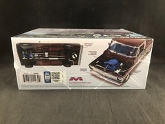 Moebius 1970 F-100 Custom Cab 4×4 Pickup 1:25 Scale Plastic Model Kit 1230 NIB