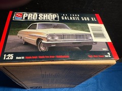 1/25 AMT PRO SHOP 1964 FORD GALAXIE 500 XL COUPE MODEL CAR KIT OPEN B12