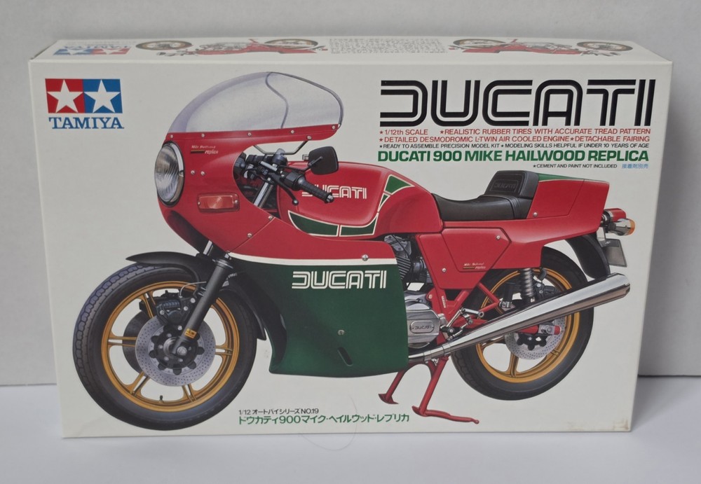 Tamiya 1:12 Scale Ducatil 900 Mike Hailwood Replica Model Kit 14019