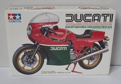 Tamiya 1:12 Scale Ducatil 900 Mike Hailwood Replica Model Kit 14019