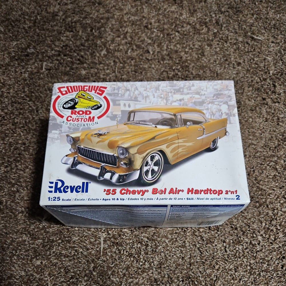 1:25 Revell GoodGuys ’55 Chevy Bel Air Hardtop 2n1 Model Kit – New 4985 OPENED