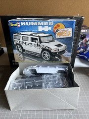 Revell Hummer H2 Model Kit NOB