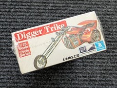 MPC DIGGER TRIKE 1/25th scale Model Kit Original Vintage Motorcycle SEALED