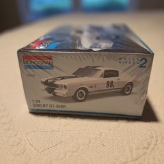 Shelby GT-350R 1:24 MONOGRAM Model Kit NEW Unbuilt 2969