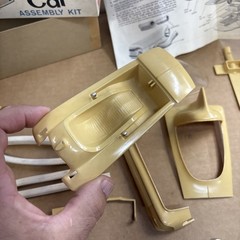 Complete RARE 1962 AMT FORD LEVA CAR ORIGINAL MODEL KIT
