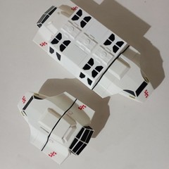 Set V Visitors Skyfighter & Squadship 1/24 scale, Only For display and adults