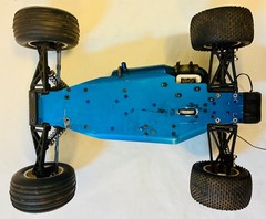 Collectible model racer O.S. car with O.S. Max model engine – unknown condition