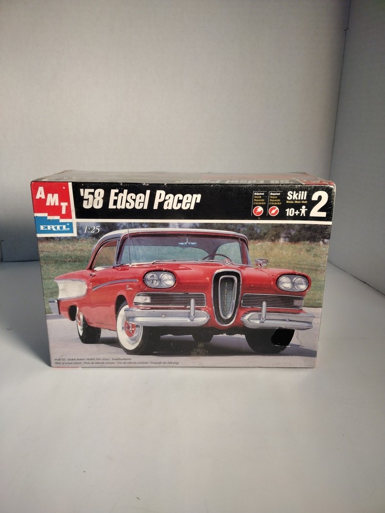 AMT 1958 Edsel Pacer Vintage Model Kit 1/25 Scale Sealed Box New Old Stock 2000