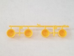 2 – YELLOW BARRELS from Beer Wagon Monogram Revell 1:24 Model Kit ( moonshine )