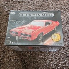 TESTORS 1969 GTO-“Judge”!LINCOLN MINT”Ultra Metal Series”Model Kit 7120 1/24