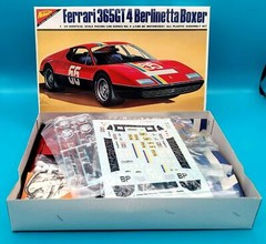 Nichimo Ferrari 365GT4/Berlinetta Boxer 1/24 Model Kit #14661 NEW OPEN BOX