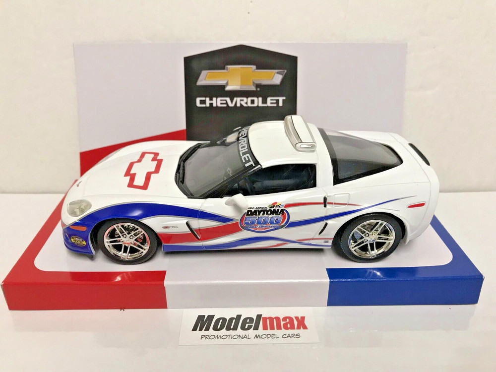 New 2007 Corvette C6 Z06 Daytona 500 Pace Car Promo Model Arctic White MODELMAX