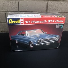 Vintage 1/25 REVELL ’67 PLYMOUTH GTX HEMI NEW OLD STOCK FACTORY SEALED 1994