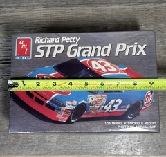 VTG 1990 Richard Petty 1/25 Model Kit NASCAR STP Grand Prix AMT ERTL 6728 SEALED