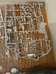 Revell Orange Crate ’32 Ford Sedan 1:25 Plastic Model Kit Opening Doors Parts