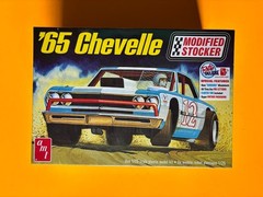 1965 CHEVROLET CHEVELLE MODIFIED STOCKER MODEL KIT AMT ROUND 2 1/25 SCALE NEW!!!